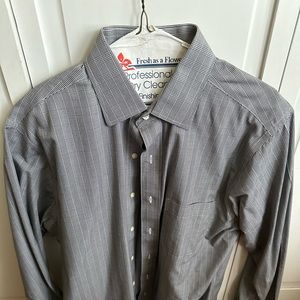 Brooks Brothers dress shirt.  Regent fit.  15 1/2 34